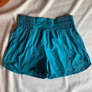 Breeze short